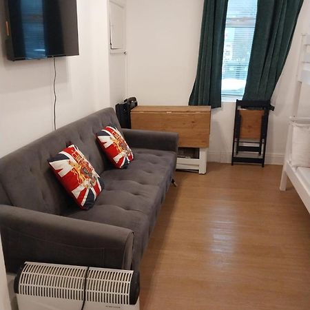 Stay In Edgware Road Guesthouse Londra Exterior foto